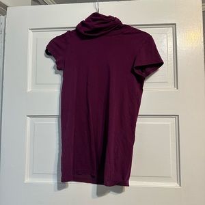 Theory cowlneck tshirt - maroon, size S